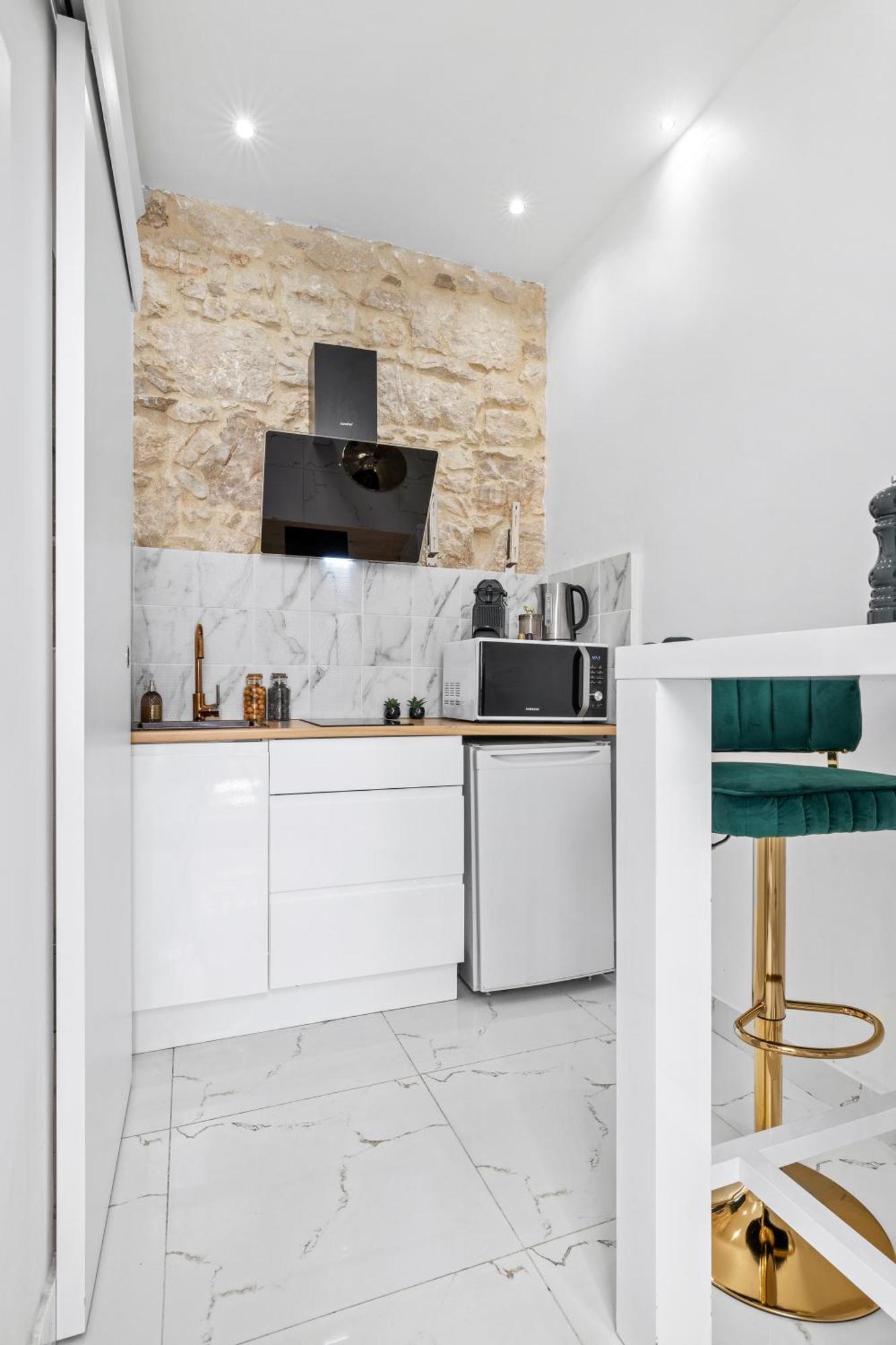 2 Rooms - Hyper Centre - Air-Conditioned - Terrace - Quiet - Tramway - Equipped Kitchen - Wifi Nice Exterior photo